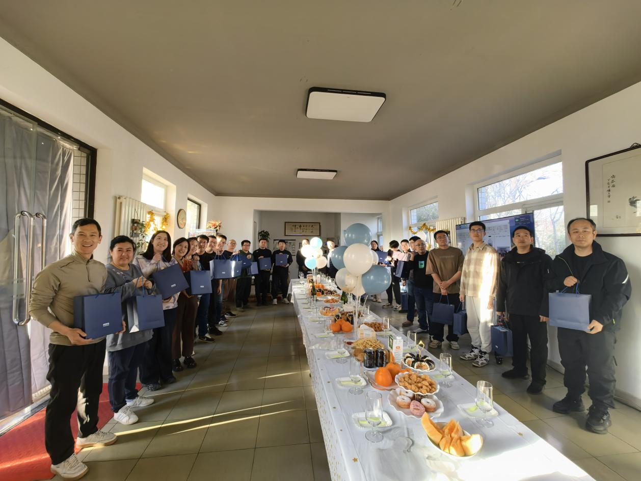 【廿五风华·筑梦新程|大众在线25周年庆祝活动圆满举行】